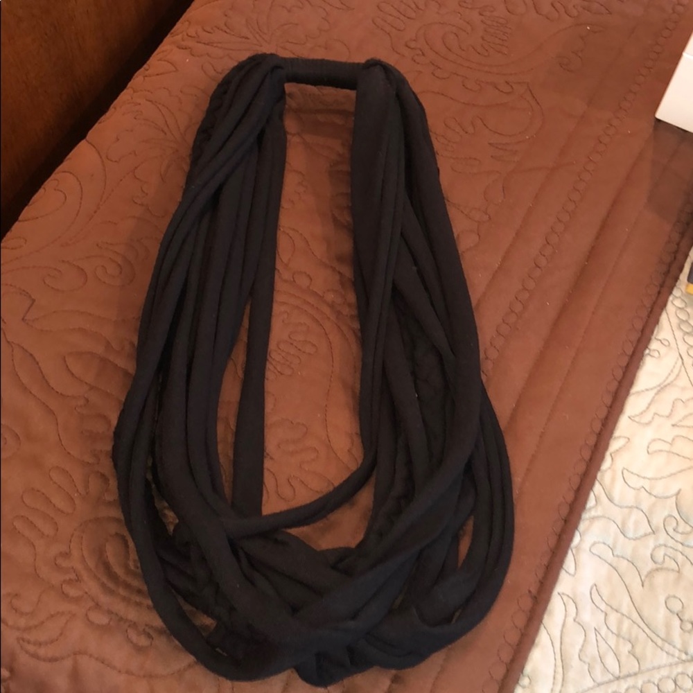 Cloth necklace